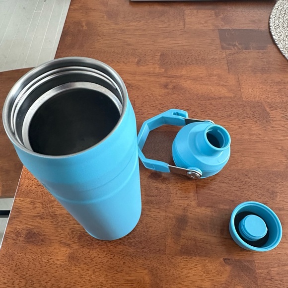 Stanley - Turquoise IceFlow Fast Flow Water Bottle - Picture 4 of 5